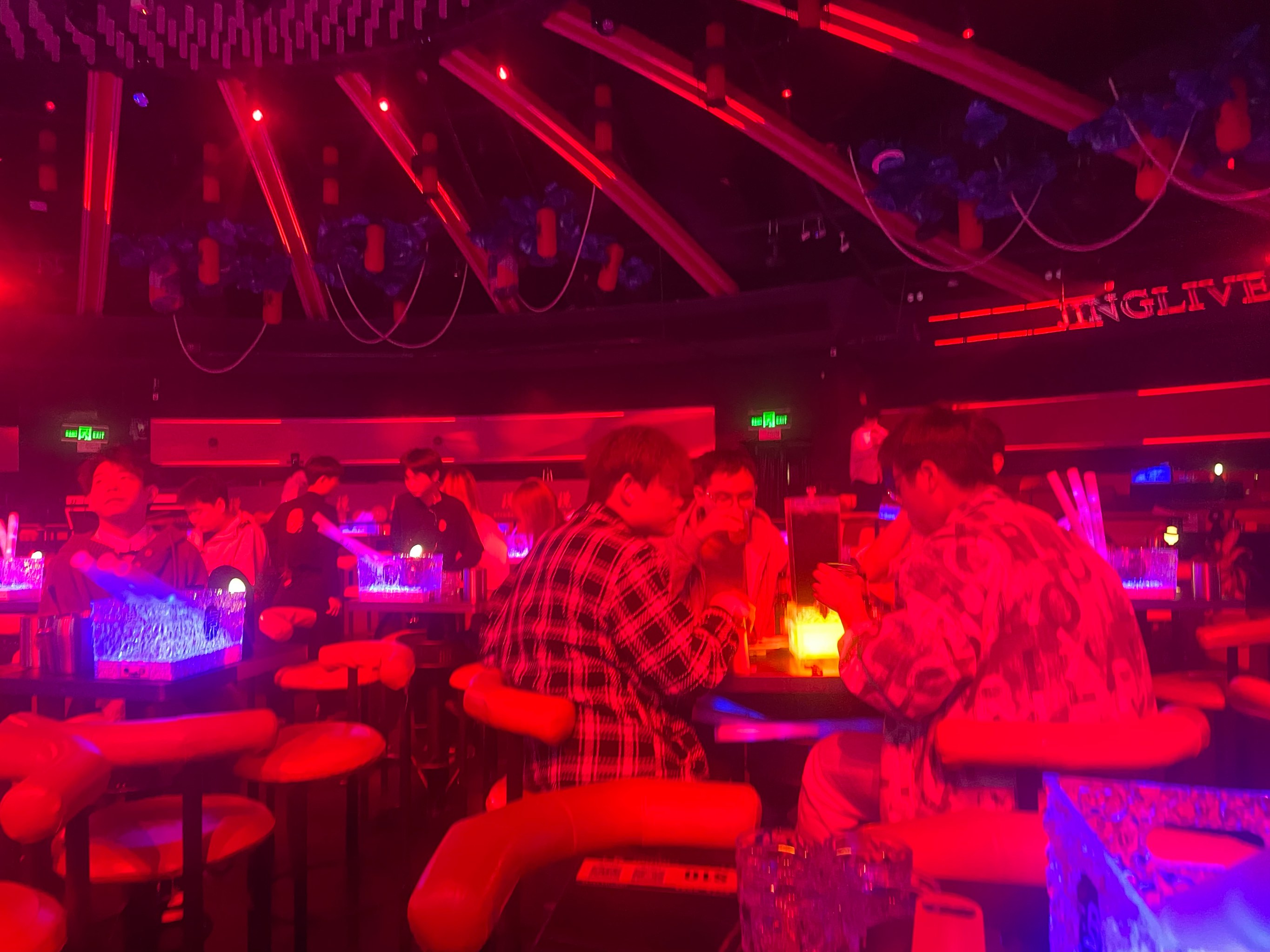 三亚商务ktv体验,好坏取决于您的选择-崖州区ktv预订